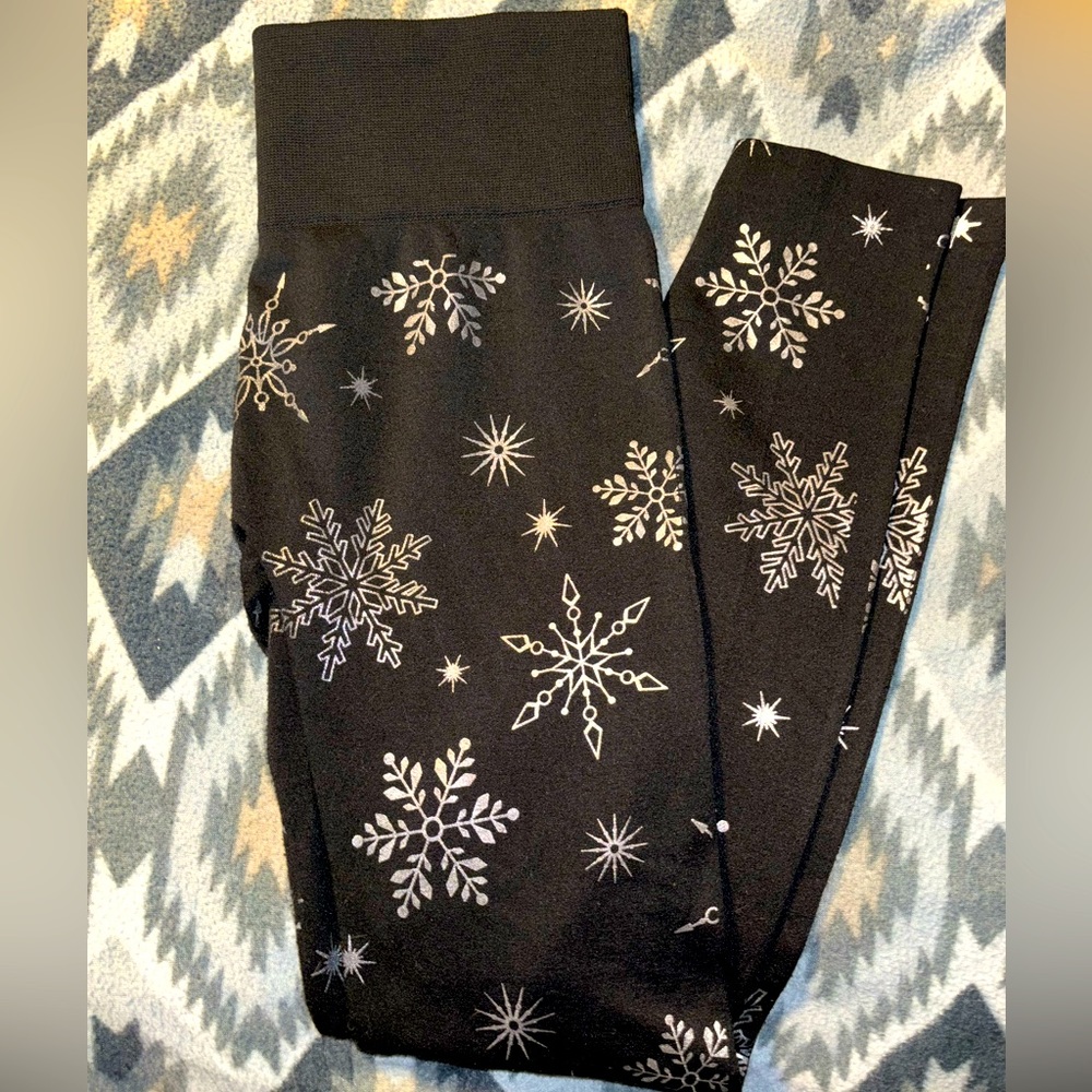 Snowflake Leggings
